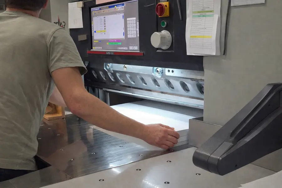 Opter pour l’expertise Présence Graphique pour vos impressions sur Dibond extérieur